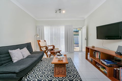 Trinity Retreat At Costa Royale - Bed n Breakfasts 4