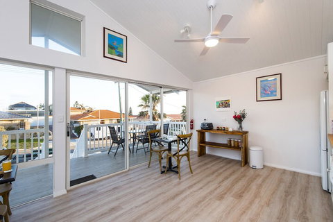 North Beach Bed And Breakfast - Australia Shopping 3