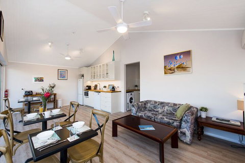 North Beach Bed And Breakfast - Australia Shopping 5