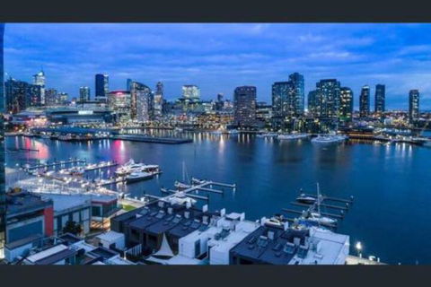 Water Views Lovely 2BRs Free Tram Zone Close To Everything! - Accommodation Australia 0