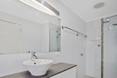 Ooranya - On Top Lake - Local Tourism 7