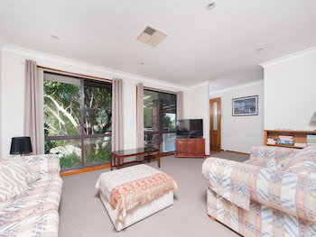 Wildflowers At Fingal Bay - Australia Shopping 1