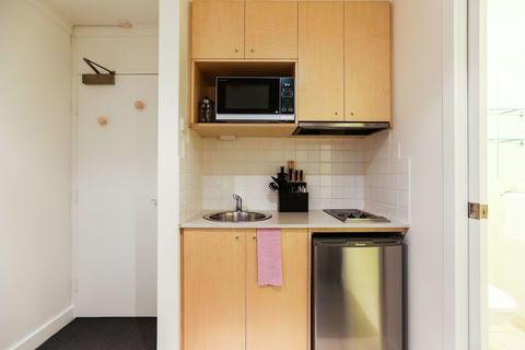 WILLOW, Carlton Studio Apartment - Accommodation Australia 3