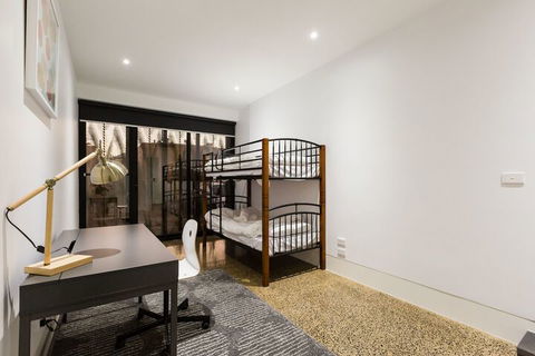 SOPHIA, 2BDR North Melbourne House - Accommodation Australia 3