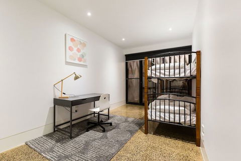 SOPHIA, 2BDR North Melbourne House - Accommodation Australia 2