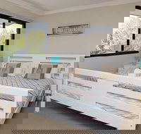 Khione 1 - Modern  spacious with views towards Lake Jindabyne  the mountains beyond - Local Tourism