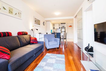 WESLEY, 2BDR Carlton Apartment - Accommodation Australia 1