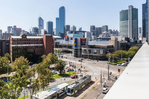 PIPER, 1BDR Southbank Apartment - Australia Shopping 1