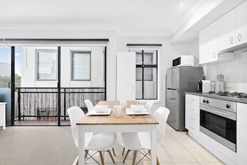 SIENNA, 1BDR South Melbourne Apartment - Accommodation Australia 0