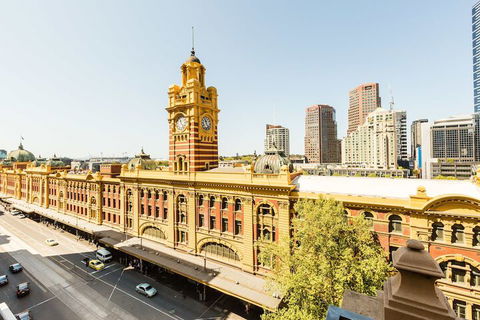 BELLE, 2BDR Melbourne Apartment - Accommodation Australia 2