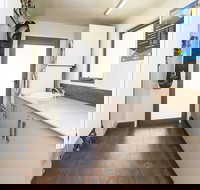 Ned Kelly's Retreat - Sophisticated style with modern convenience and magical outlook - Local Tourism