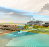 Absolute Beachfront Holiday House - Accommodation Australia