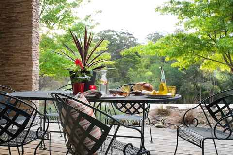 Lake Daylesford Lodge 5 - Accommodation Australia 1