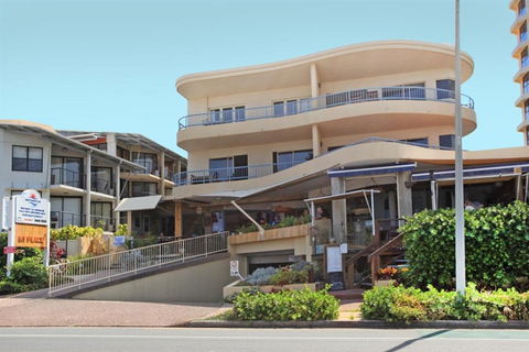 Coolum Baywatch Luxury Style Penthouse Linen Included WIFI 500 Bond - Accommodation Australia 3