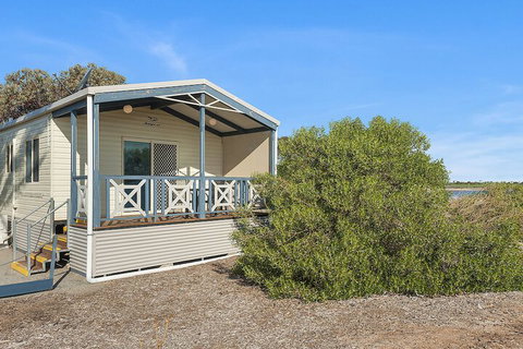 Port Broughton Tourist Park - Australia Shopping 2