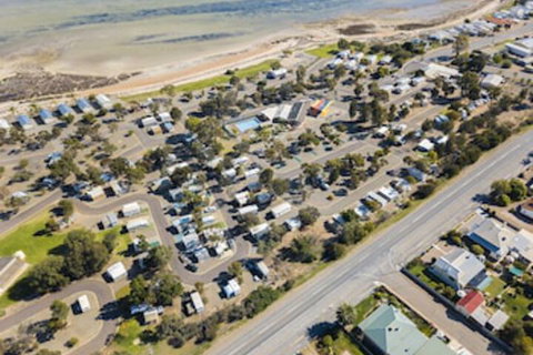 Port Broughton Tourist Park - Australia Shopping 0