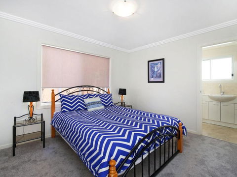 Ocean Breeze 41 Kurrawyba Avenue Terrigal - Accommodation Australia 2