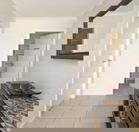 Eclipse 5- Spacious Townhouse - Local Tourism