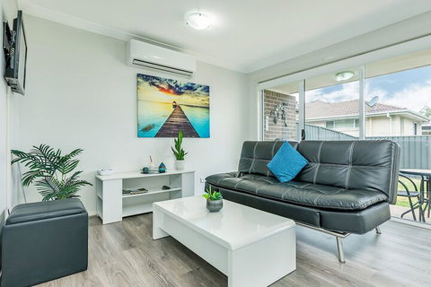 An Ideal Wine Country Getaway Villa - Australia Shopping 4