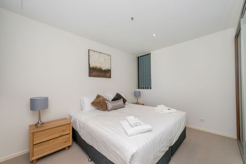Accommodate Canberra - Manhattan - Accommodation Australia 1