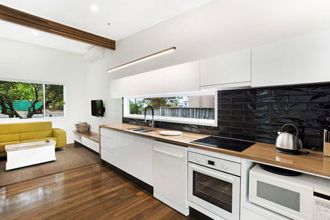 The Beach House 13 Market Street - Accommodation Australia 2