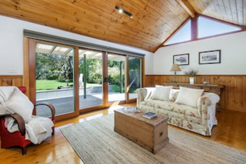 Abrahams On Bank - Australia Shopping 0