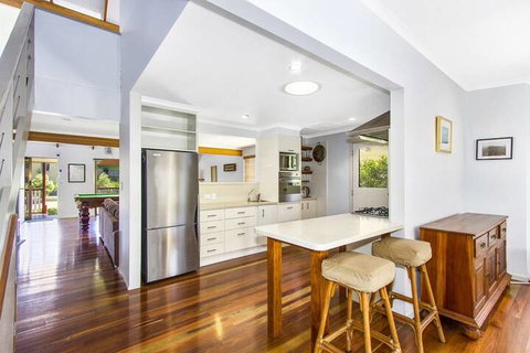 CABARITA BEACH BLISS HOLIDAY HOME On The LAKE - Accommodation Australia 4
