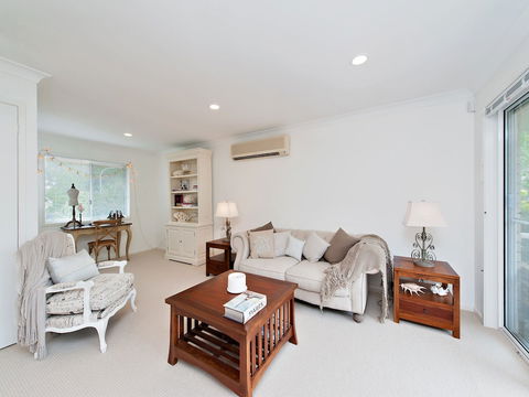 Rocky Point Road Fantasea 3 75 - Accommodation Australia 3