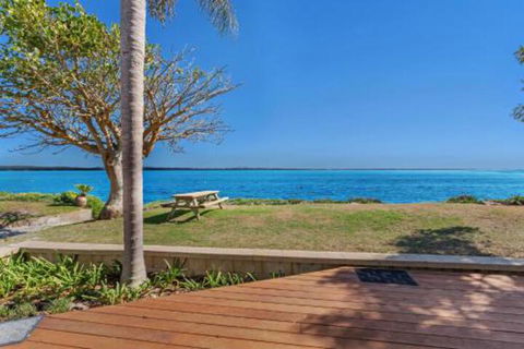 Sandy Point Road 6 Mermaids Rest - Local Tourism 0