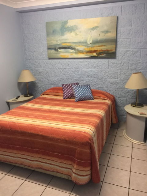 Westside Tavern And Motel - Local Tourism 0
