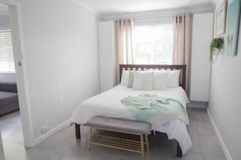 Salty Shack Lancelin - Accommodation Australia 0