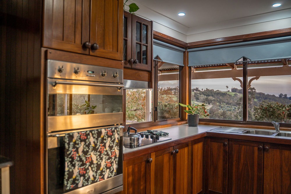 Mumballup WA Accommodation Australia