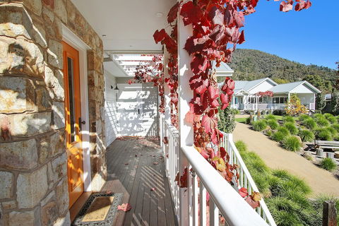 Autumn Home - Our Place At Bright - Accommodation Australia 3