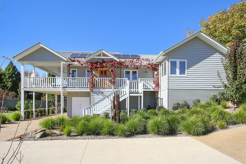 Autumn Home - Our Place At Bright - Accommodation Australia 0