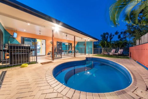 Seaside Hideaway - Hideaway Bay - Accommodation Australia 0