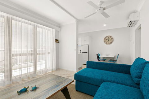 Turtle Dreaming In Palm Cove - Bed n Breakfasts 1
