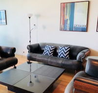 Astonishing Docklands View Deluxe Room - Accommodation Australia