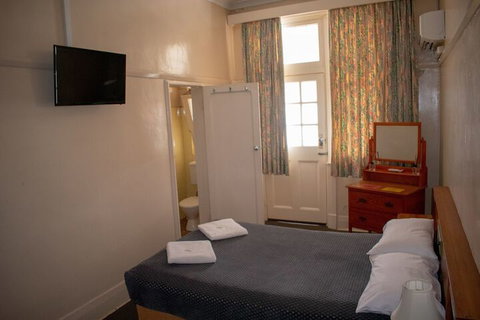 Castlereagh Hotel - Accommodation Australia 4
