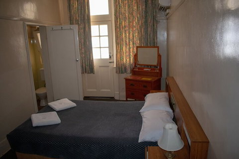 Castlereagh Hotel - Accommodation Australia 5