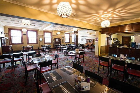 Castlereagh Hotel - Accommodation Australia 6