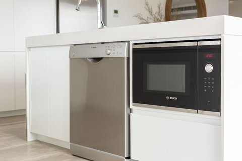 Astina Suites Forster - Local Tourism 4