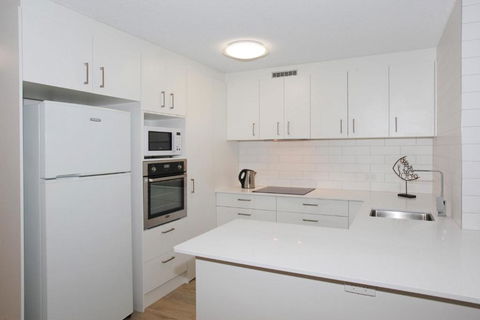 Unit 4 Coolum Cove Coolum Beach - Accommodation Australia 3