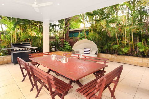11 Dalmor Court Coolum Beach Pet Friendly Linen Supplied 500 BOND - Accommodation Australia 3