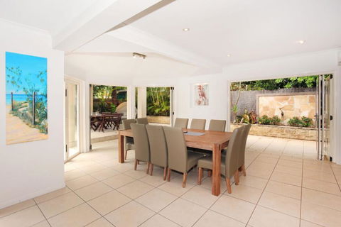 11 Dalmor Court Coolum Beach Pet Friendly Linen Supplied 500 BOND - Accommodation Australia 4