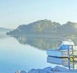 The Boathouse a 3 Bedroom House - Australia Shopping