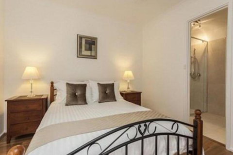 Attadale Excutive Villa - Australia Shopping 4