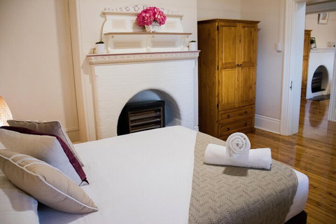 Norah Head Lighthouse - Accommodation Australia 6