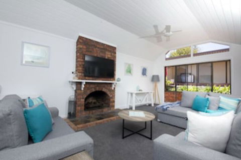 Sand Dunes - Accommodation Australia 0