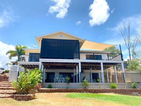 Hydeaway Retreat Beach House Hydeaway Bay - Accommodation Australia 3