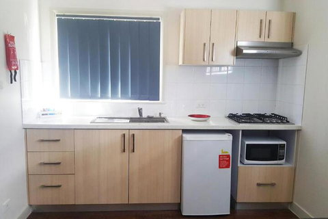 Acclaim Goldminer Tourist Caravan Park - Australia Shopping 7